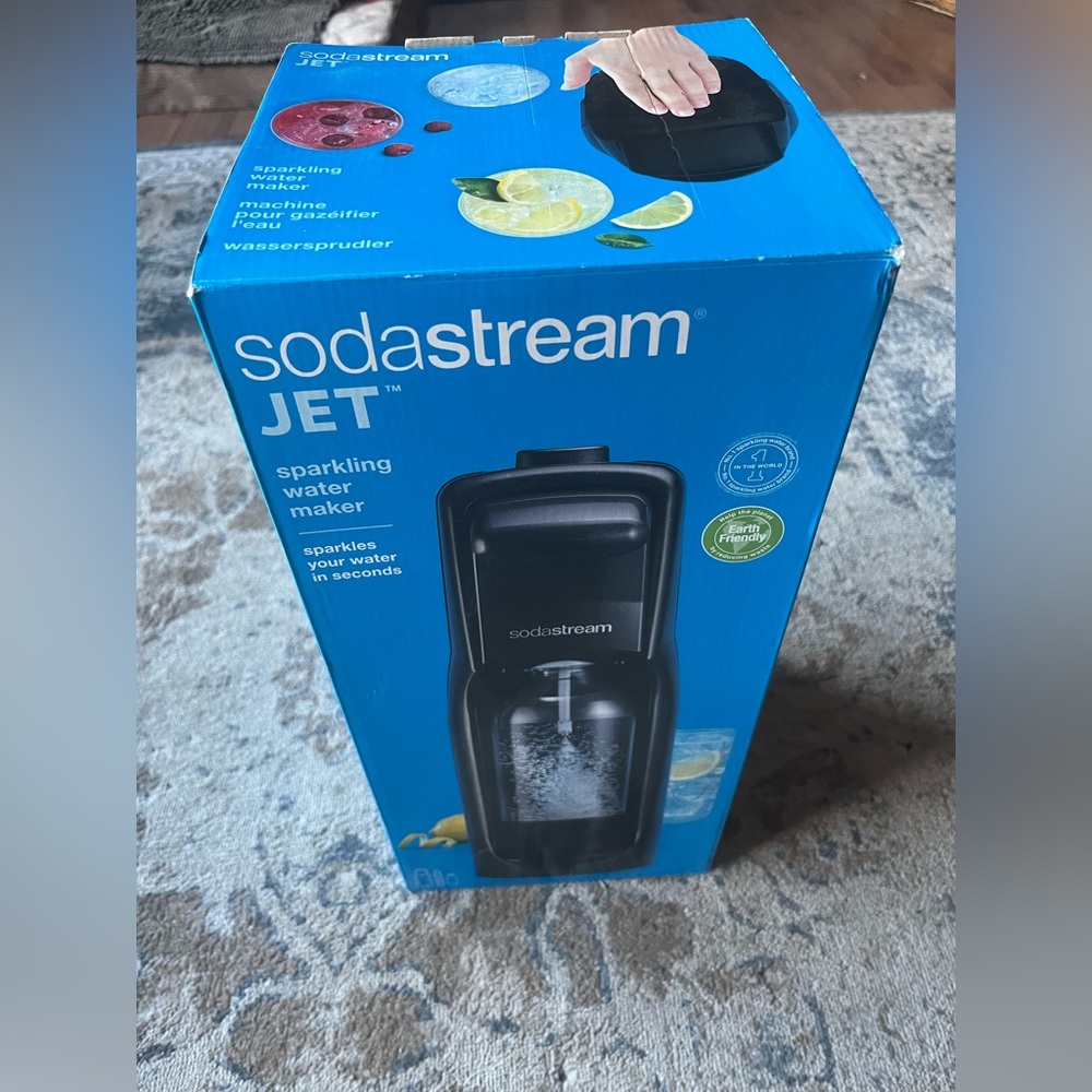 SodaStream Jet Sparkling Water Maker